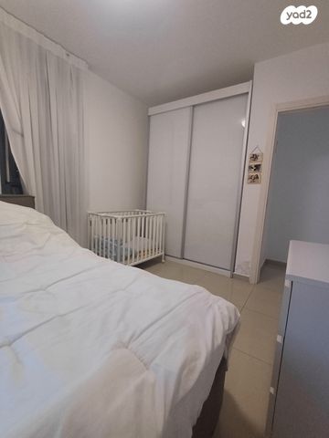 דירה, חיים מרינוב, חומת שמואל, הר חומה, ירושלים