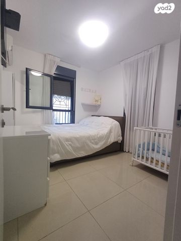 דירה, חיים מרינוב, חומת שמואל, הר חומה, ירושלים