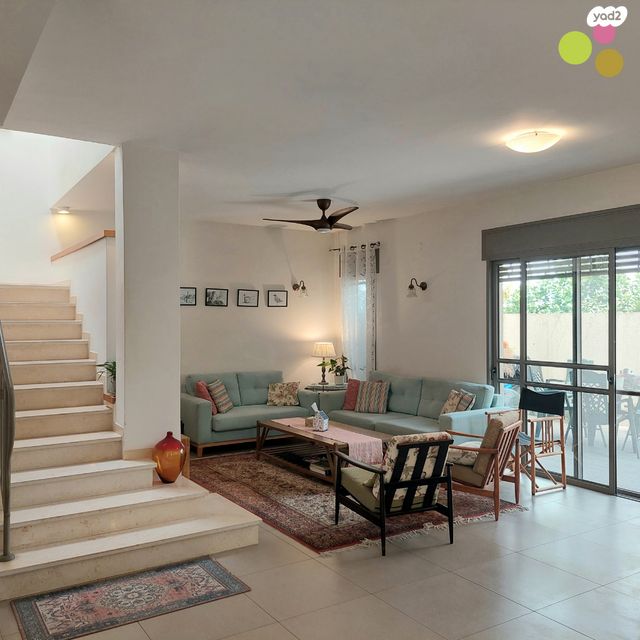 דו משפחתי, יובלים, פרדס חנה כרכור