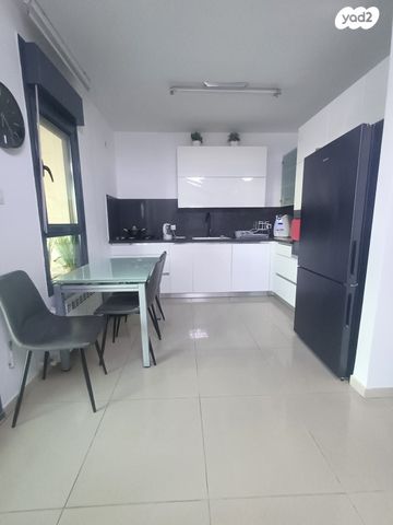 דירה, חיים מרינוב, חומת שמואל, הר חומה, ירושלים