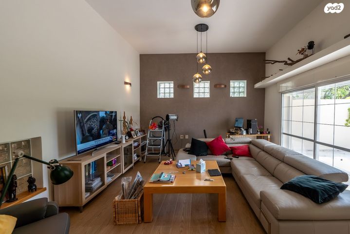 בית פרטי/ קוטג', חרמון, שאר העיר, כפר ורדים