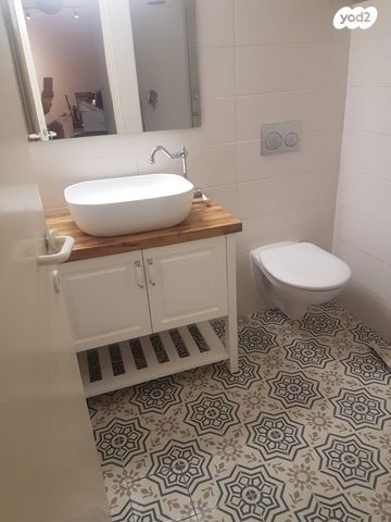 דירה, חזקיהו המלך, קטמון הישנה, ירושלים