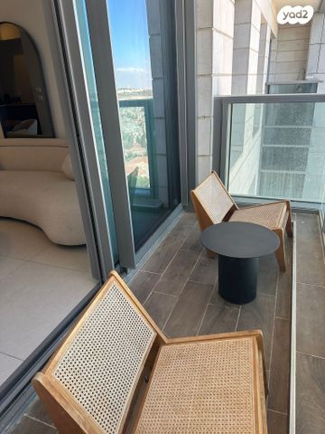 דירה, ראול ולנברג, מרכז העיר, ירושלים