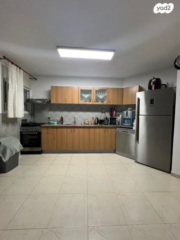 דירה, שדרות יוהנה ז'בוטינסקי, נווה זאב, נאות אילן, באר שבע