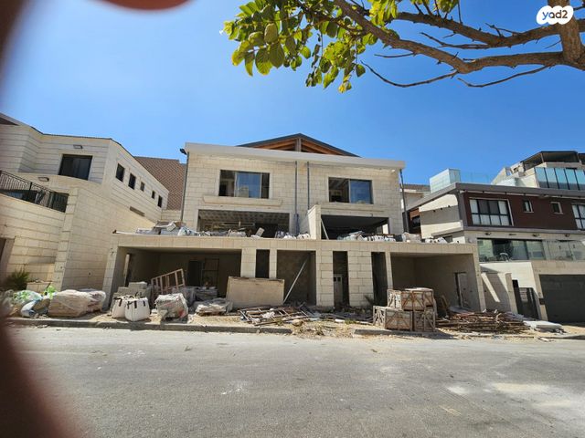 דו משפחתי, החליל, שאר העיר, גבעת זאב