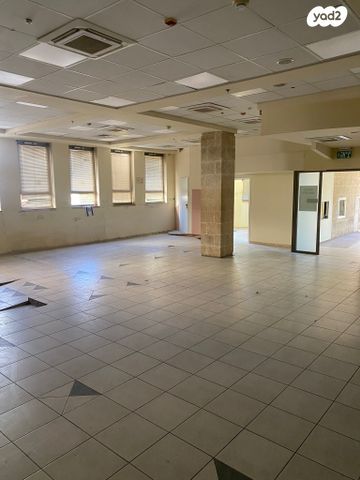 חנויות/ שטח מסחרי, הרצל, הדר מרכז, חיפה