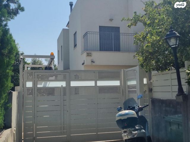 אילת 8
