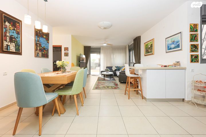 דירה, מגורי חיים כהן, נתניה