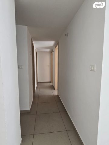 דירה, בר אילן, נווה דוד רמז, רעננה