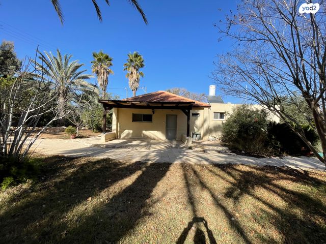 משק חקלאי/ נחלה, שאר העיר, עומר