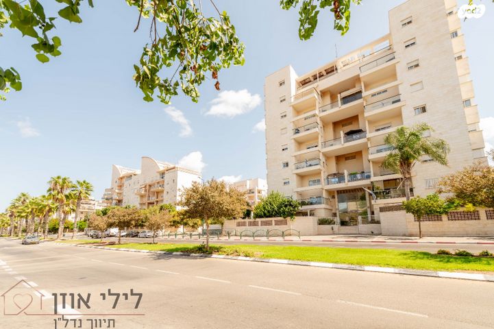 דירה, שדרות טום לנטוס, קרית השרון, נתניה