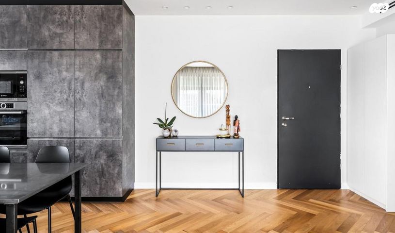 דירה, המעגל, פועלי הרכבת, גבעתיים