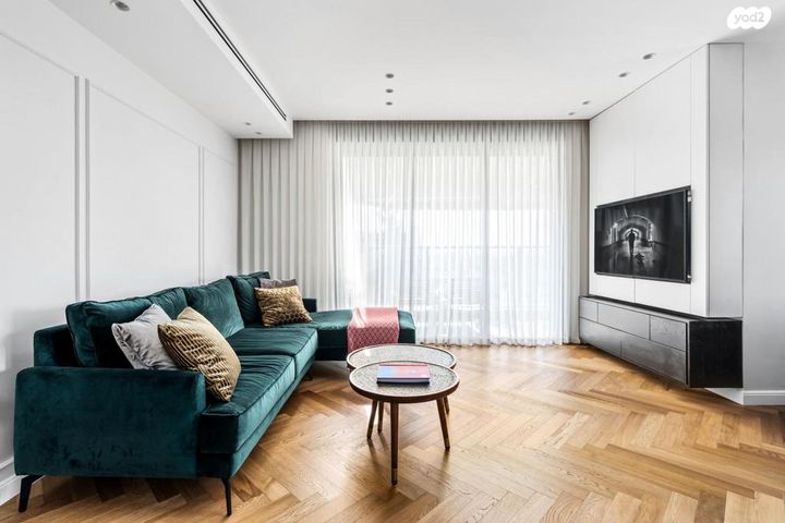 דירה, המעגל, פועלי הרכבת, גבעתיים