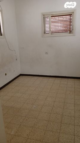 דירה, דניאל 55, לב העיר, בת ים