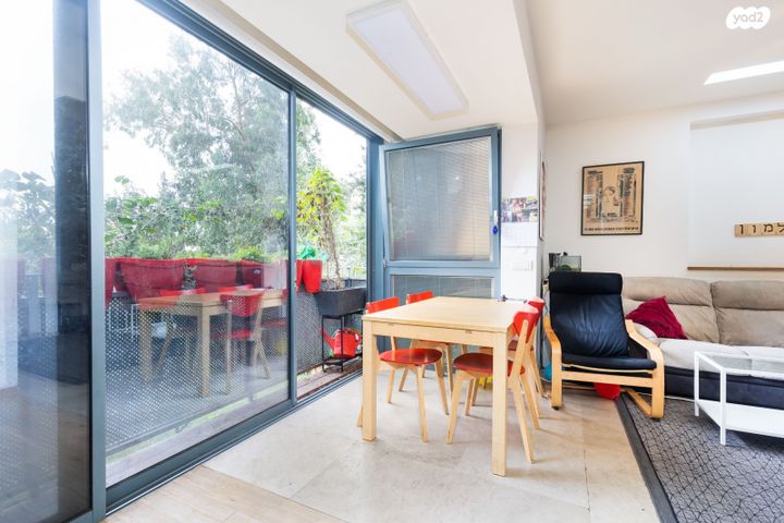 דירה, כרמון 10, בית הכרם, רמת בית הכרם, ירושלים