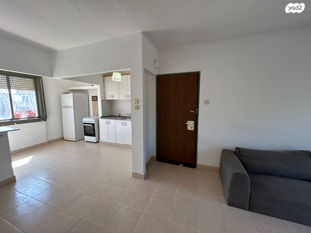 דירה, עוזיה המלך 9, שכונה ד', באר שבע