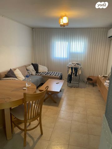 דירה, קיבוץ גלויות 74, יעקב מסיקה, אופקים