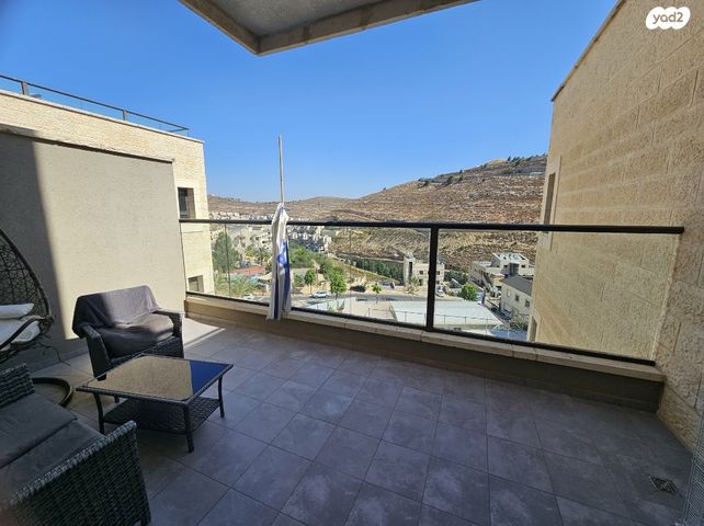 דירה, הכינור, שאר העיר, גבעת זאב