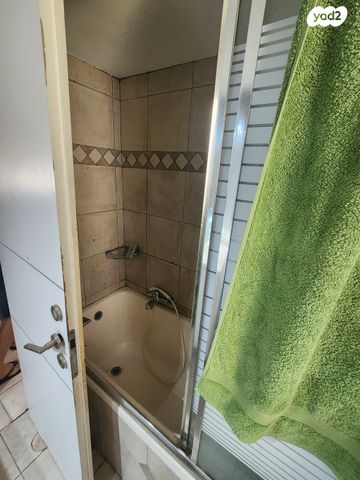 דופלקס, קדיש לוז, לב מוצקין, בנה ביתך, קרית מוצקין