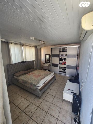 דופלקס, קדיש לוז, לב מוצקין, בנה ביתך, קרית מוצקין