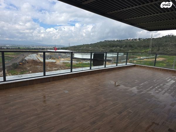 גג/ פנטהאוז, השכונה המערבית, מגדל העמק