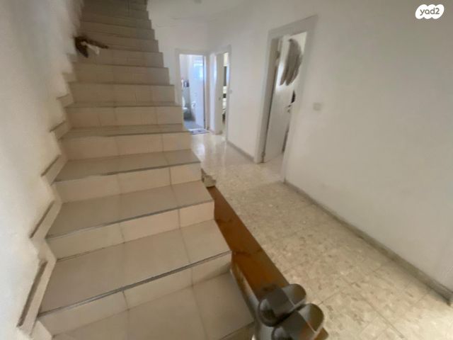 בית פרטי/ קוטג', אביב, ראש העין