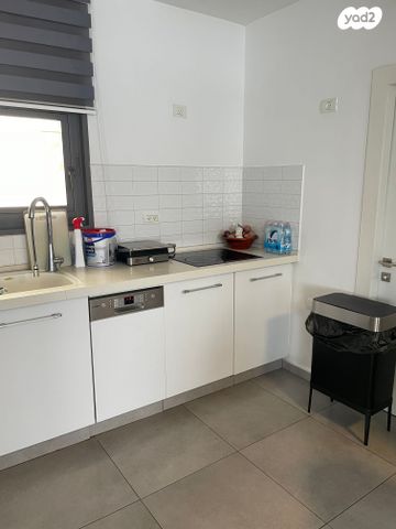 דירה, ארלוזורוב, גבעתיים