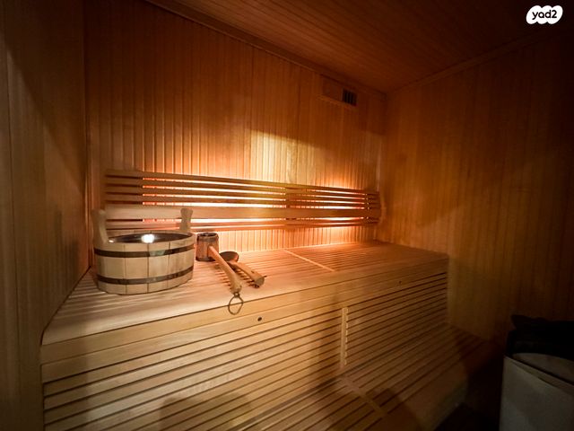 בית פרטי/ קוטג', ברק 11, הרקיע, הגולף, קיסריה