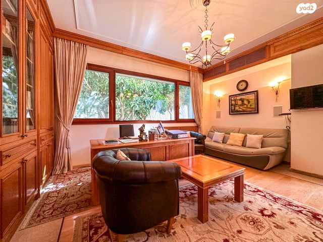 בית פרטי/ קוטג', ברק 11, הרקיע, הגולף, קיסריה