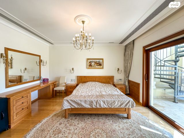 בית פרטי/ קוטג', ברק 11, הרקיע, הגולף, קיסריה