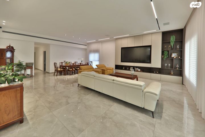 גג/ פנטהאוז, קרית אתא