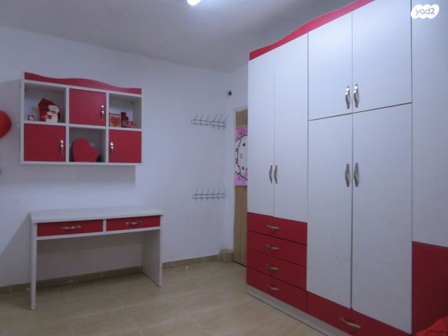 דירה, שדרות הרב מפוניביז 9, מתיתיהו מזרח, מודיעין עילית