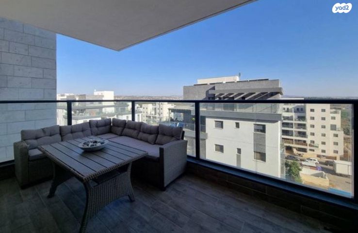 דירה, לוטם, הפרחים, חריש