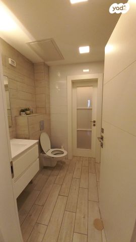 דירה, רמת השרון