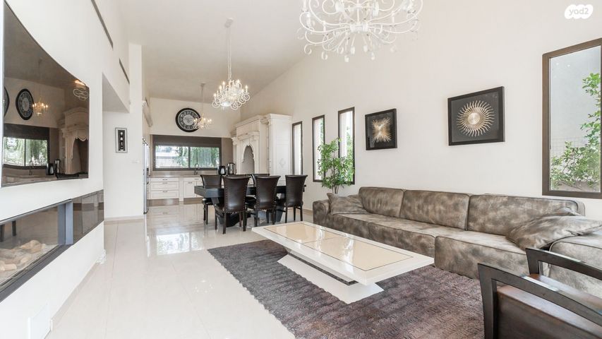 בית פרטי/ קוטג', מיתר / כרמית