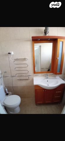 דירה, החרמון, יצחק רבין, צפת