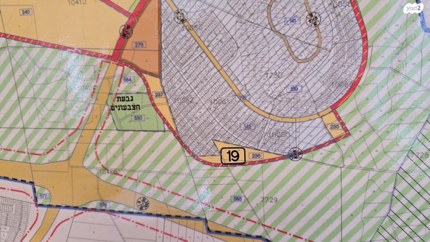 מגרשים, לויטס, חדרה