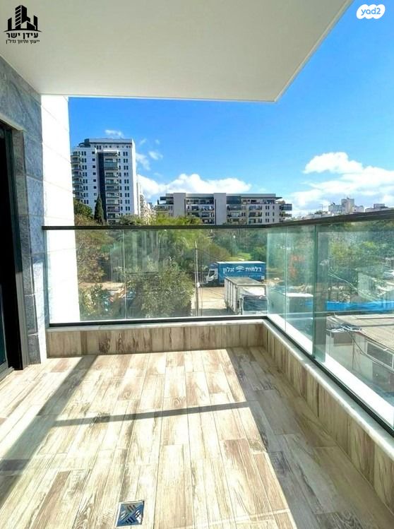 דירה, דרך משה דיין 34, כפיר, נווה כפיר, תל אביב יפו