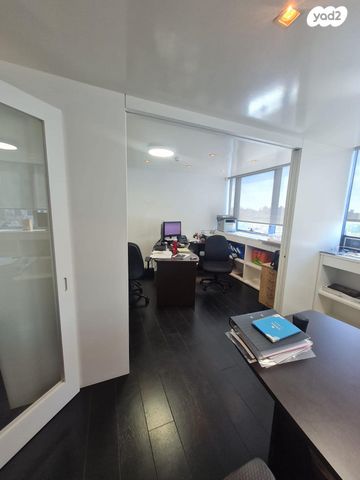 משרדים, רחובות