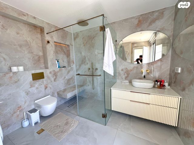 דופלקס, נוף הטיילת, נתניה