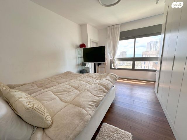 דופלקס, נוף הטיילת, נתניה