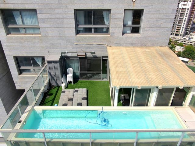 דופלקס, נוף הטיילת, נתניה