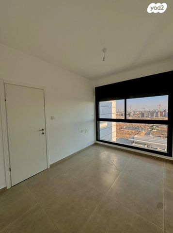 גג/ פנטהאוז, אריאל שרון, נווה שרון / שער העיר, נתיבות