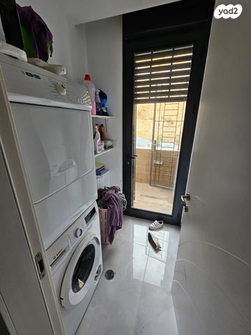 דו משפחתי, החליל, שאר העיר, גבעת זאב