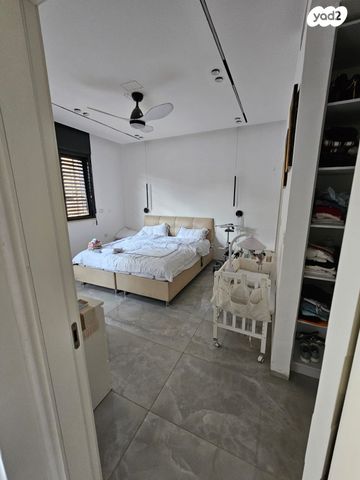 דו משפחתי, החליל, שאר העיר, גבעת זאב