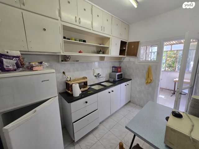 דירה, הרב ניסנבוים 16, קרית משה, ירושלים