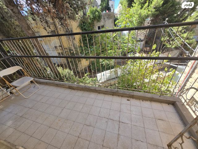 דירה, הרב ניסנבוים 16, קרית משה, ירושלים