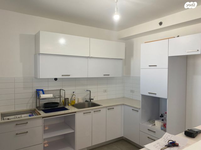 דירה, הרב ניסנבאום, בת ים