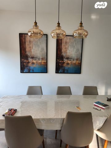 דירה, מבוא שזיף, מעוז ציון א', מבשרת ציון