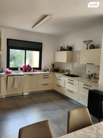 דירה, מבוא שזיף, מעוז ציון א', מבשרת ציון